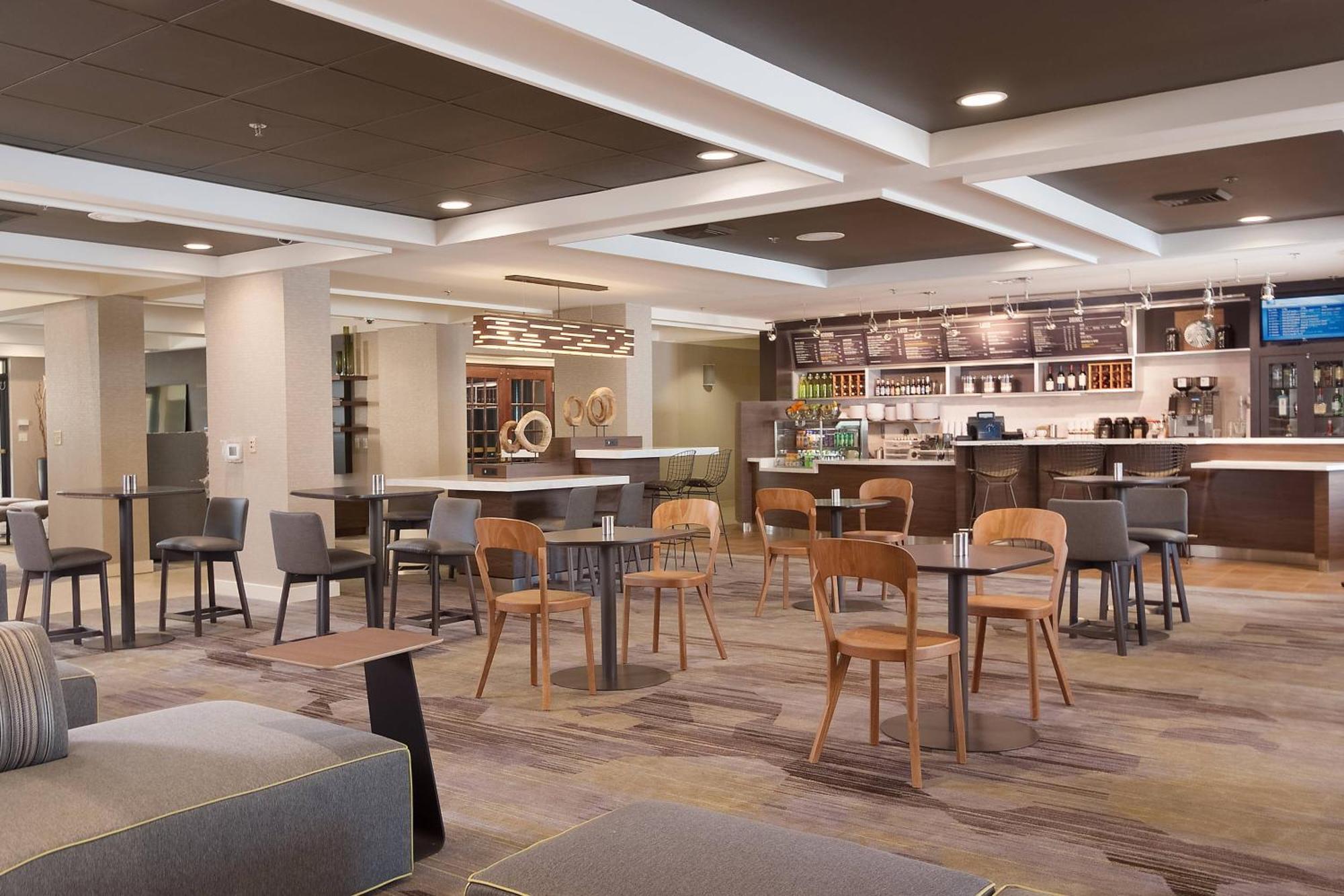 Hotel Courtyard Greenville-spartanburg Airport 3*