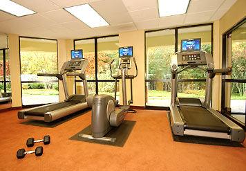Courtyard Greenville-spartanburg Airport 3*